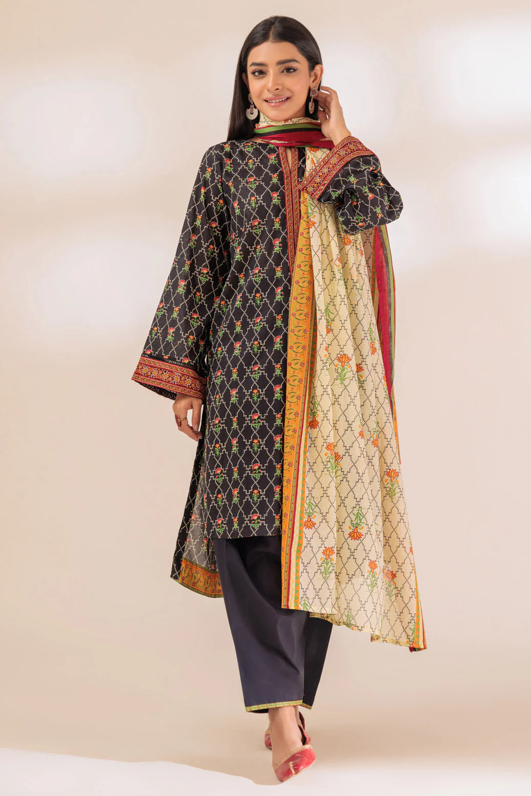 BLACK-LAWN-3 PIECE (BSAS233P05)