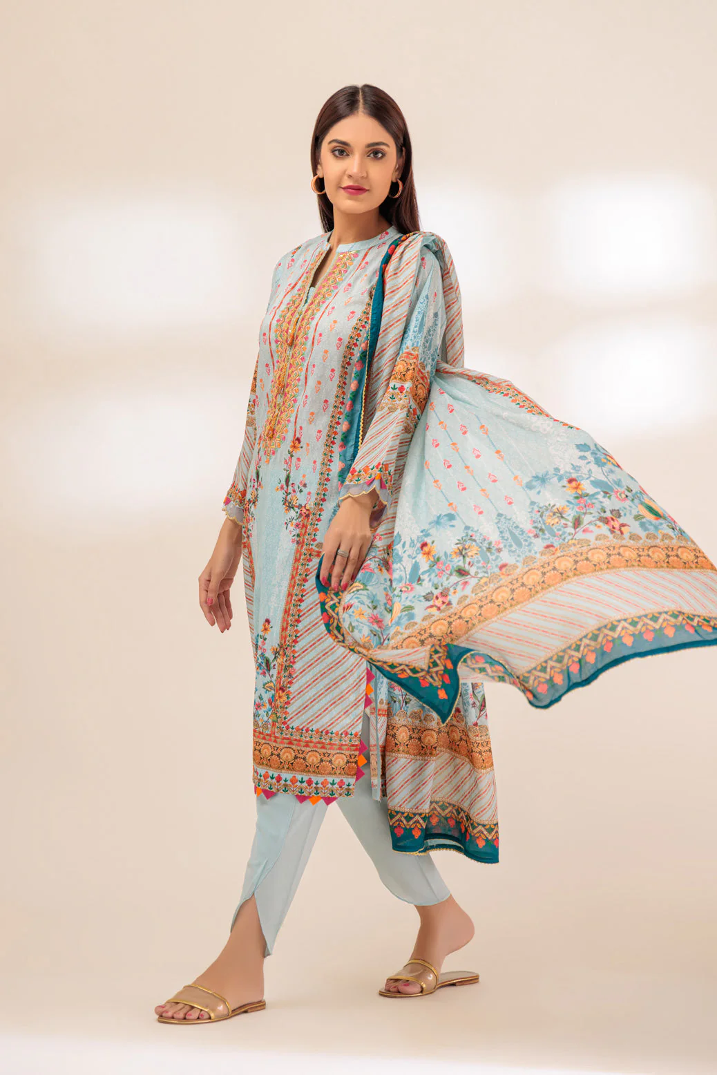 L-BLUE-LAWN-3 PIECE (SSS233P77)