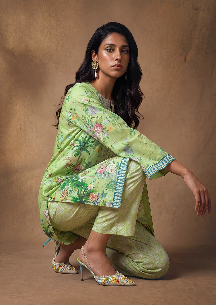 L-Green-Lawn-2 Piece (WP2PPBS26B1F1) - Image 2