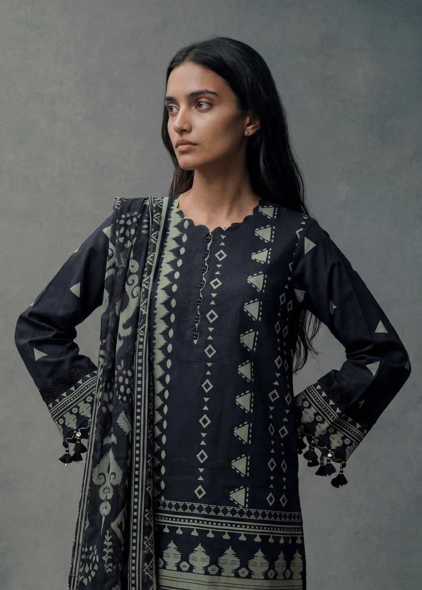 Black-Digital Printed Lawn-3 Piece (WU3PPBS26LI5J1) - Image 4