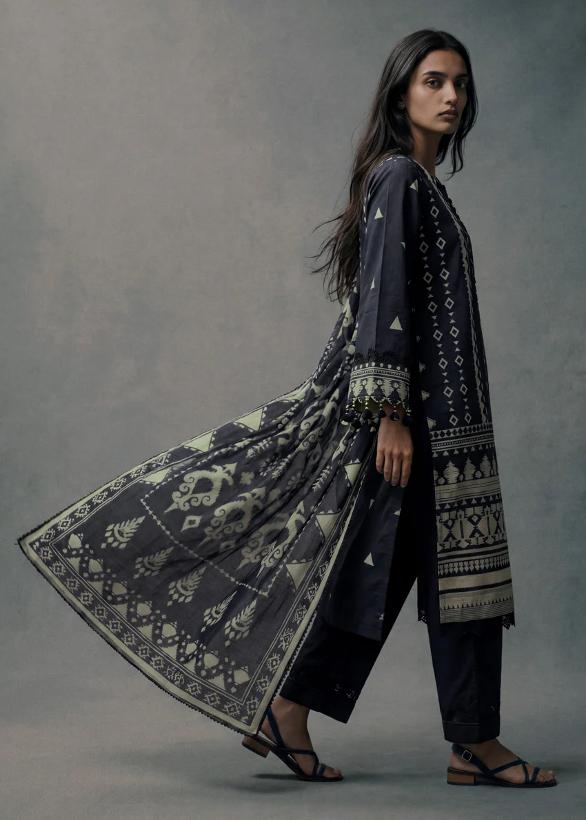 Black-Digital Printed Lawn-3 Piece (WU3PPBS26LI5J1) - Image 5